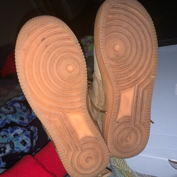 AIR FORCE 1 HIGH LV8 (GS) SIZE 5y - Picture 3 of 8